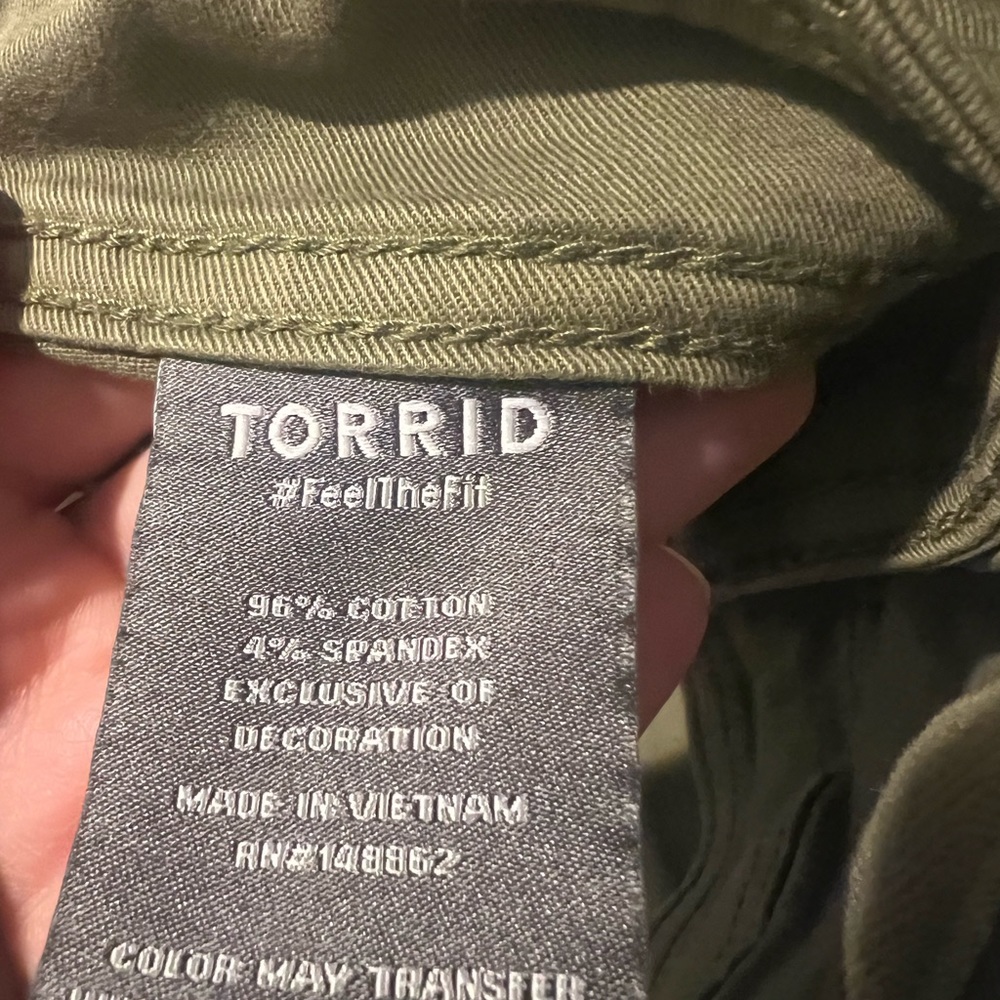 Torrid Olive Green Crop Skinny Stretch Jean Pants Size 18 - Picture 3 of 6
